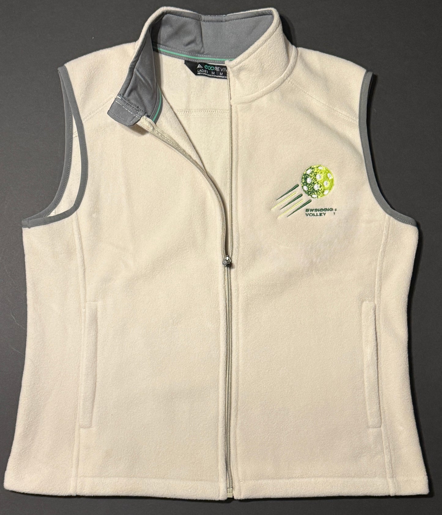 Women’s Fleece Vest White [Pickleball Logo] Swinging Volley